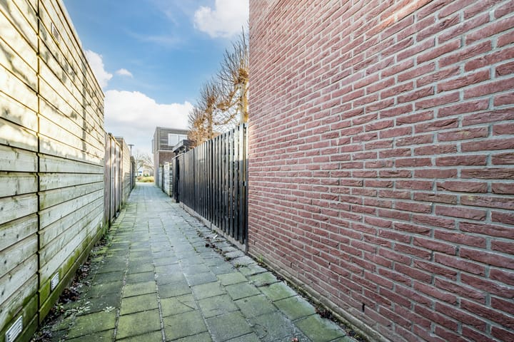 Foto 36 van Kompas 18