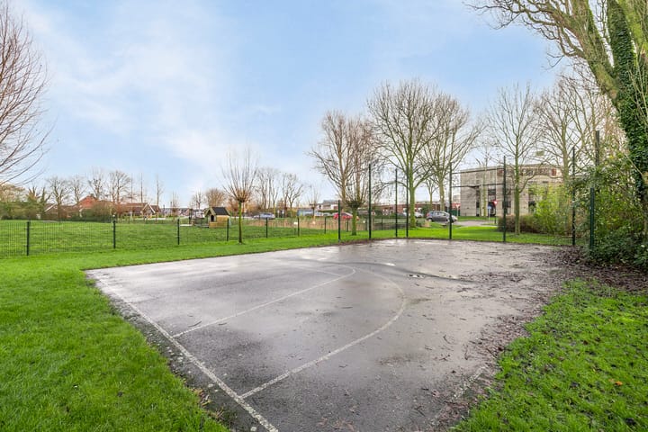 Foto 28 van Acaciaplein 134