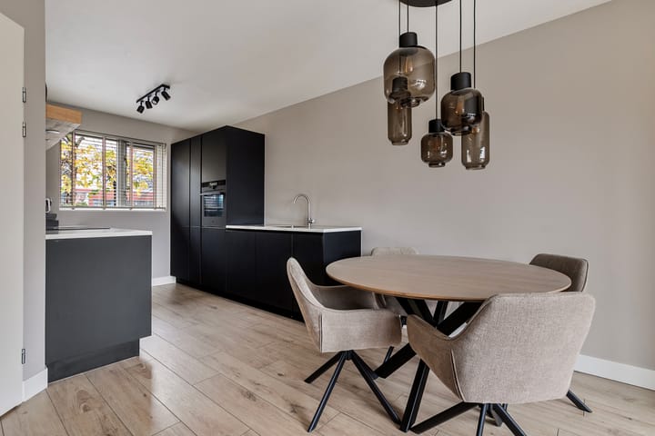 Foto 13 van Donsvlinderstraat 61