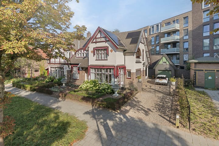 Photo 1 of Oranjelaan 4