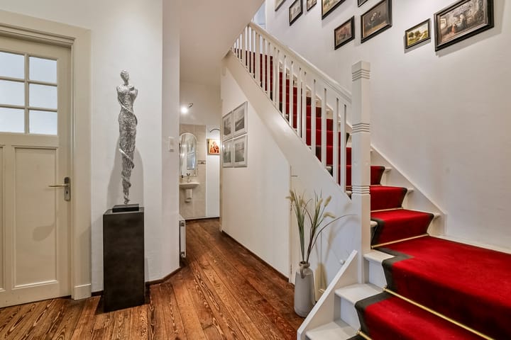 Photo 11 of Oranjelaan 4