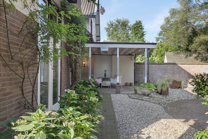 Photo 47 of Oranjelaan 4