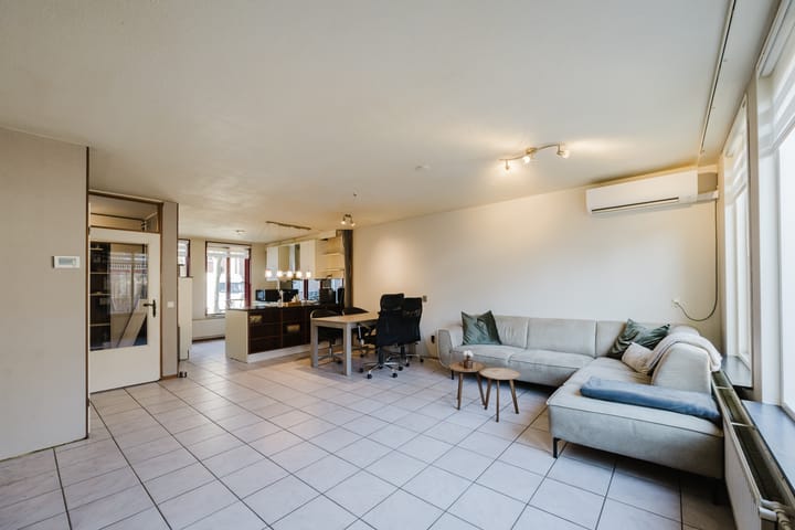 Foto 8 van Mandolinestraat 58