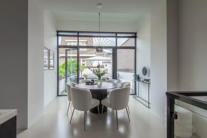 Foto 7 van Helmsteeg 9