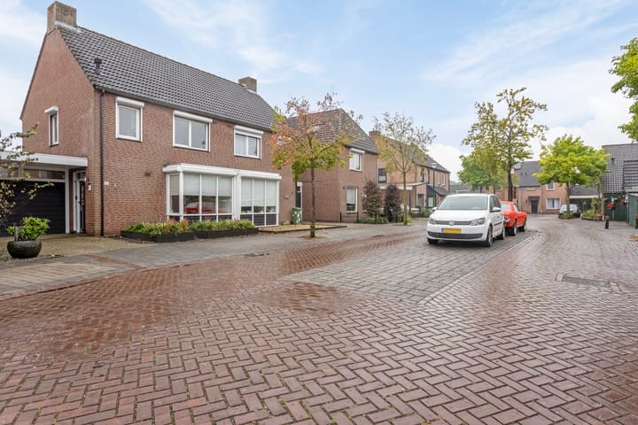 Foto 8 van Pastoor Beltstraat 10