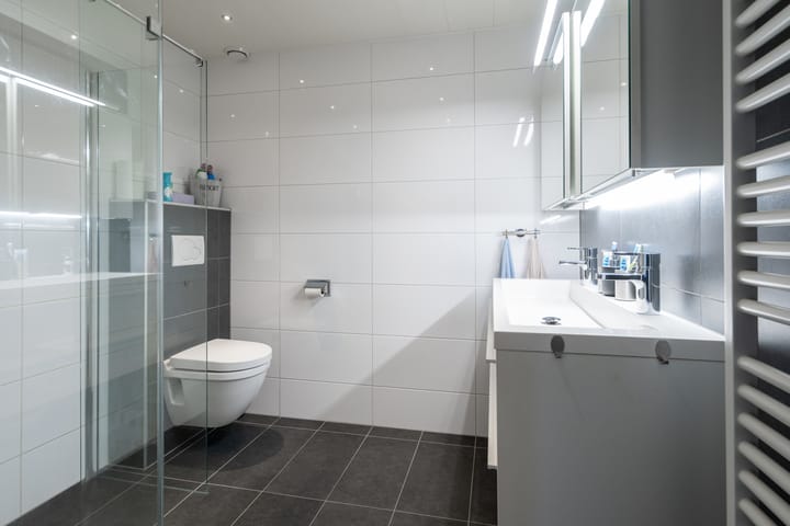 Foto 25 van Valderseweg 65