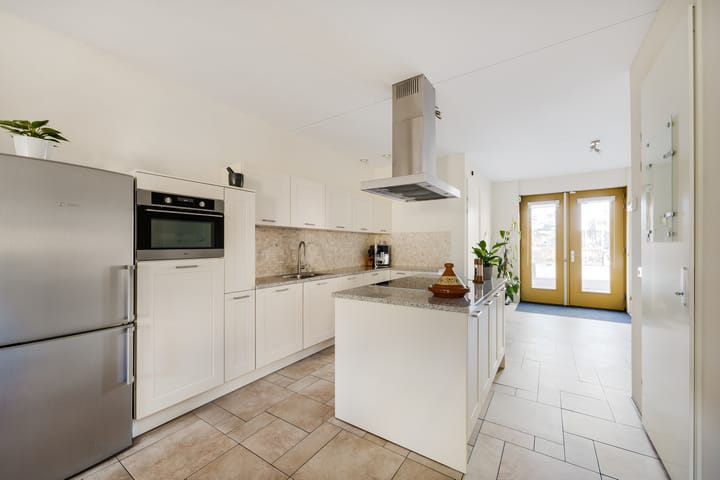 Foto 3 van Bernadottelaan 211