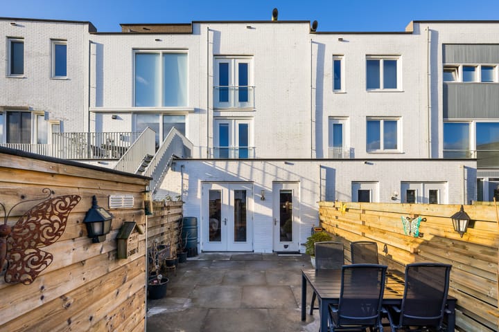 Foto 11 van Bernadottelaan 211