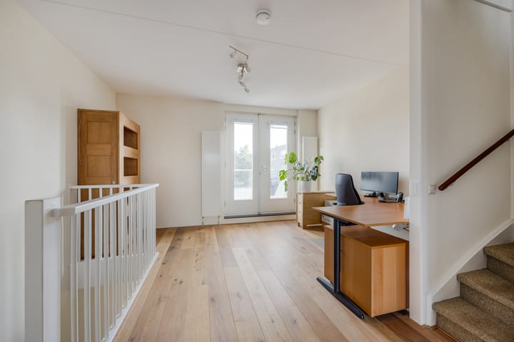 Foto 19 van Bernadottelaan 211