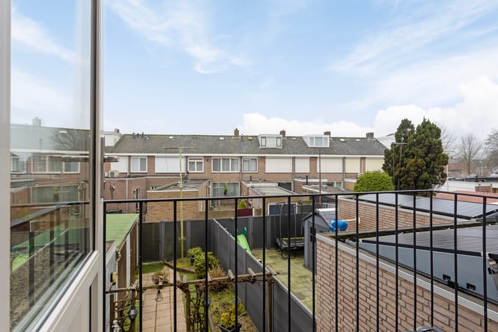 Photo 24 of Anjelierenstraat 31