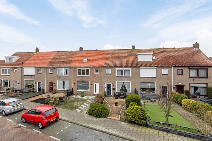 Photo 33 of Anjelierenstraat 31