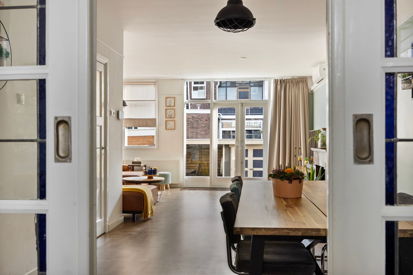 Photo 10 of Van Ostadelaan 46