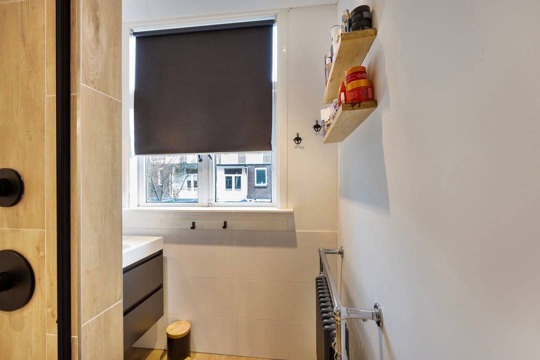 Photo 23 of Van Ostadelaan 46