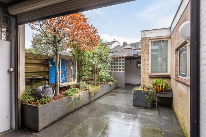 Foto 4 van Azaleastraat 18