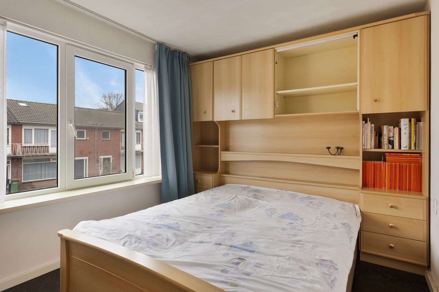 Foto 19 van Azaleastraat 18