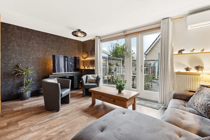 Foto 12 van Weidekruidveld 53