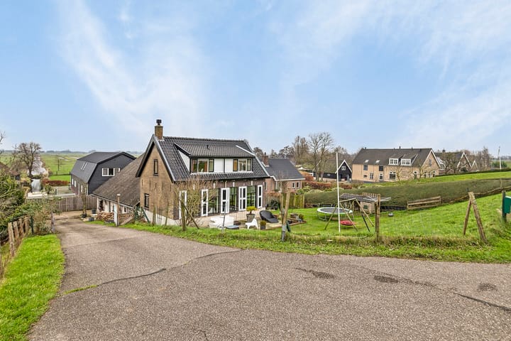 Photo 5 of Opperduit 48