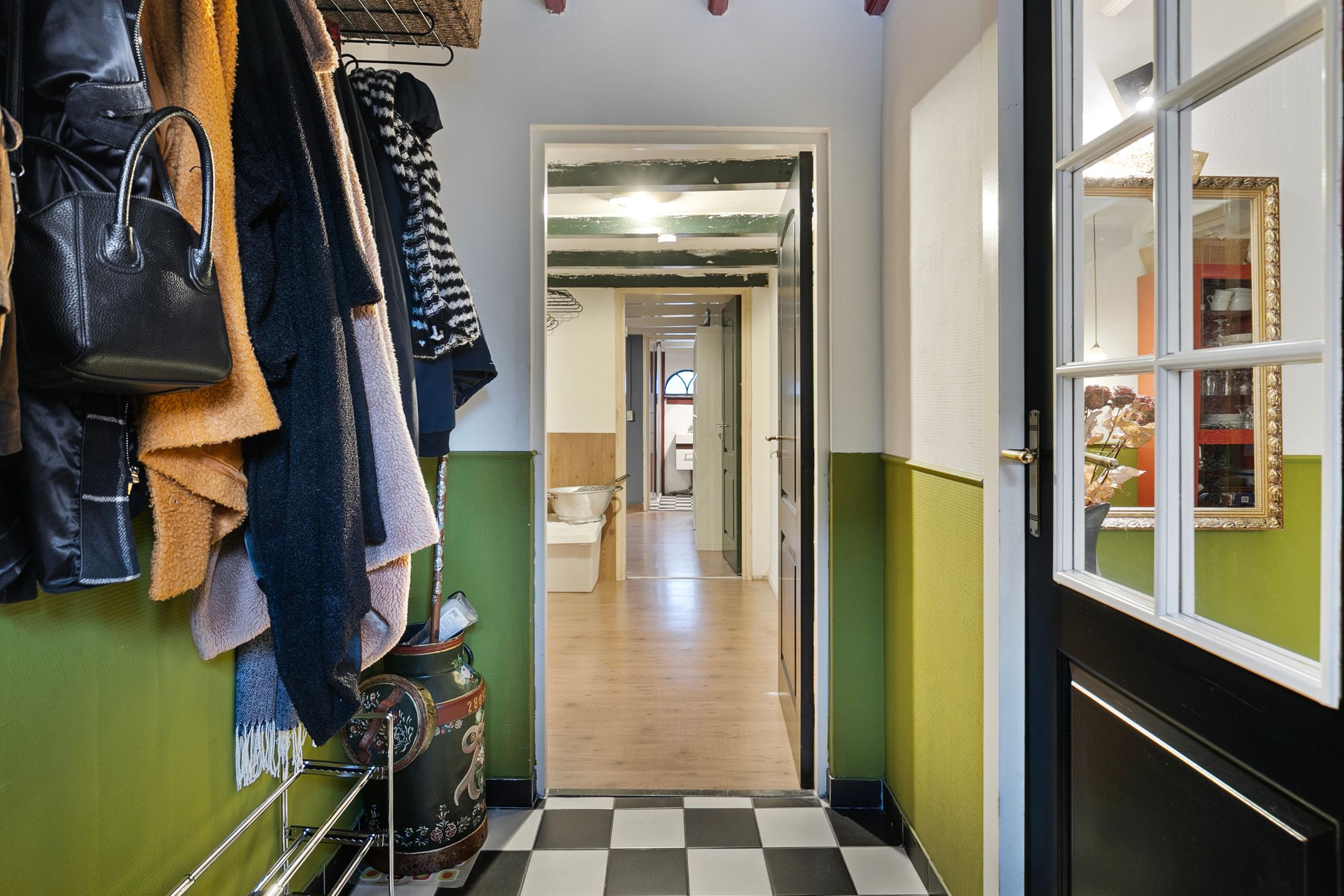 Photo 9 of Opperduit 48