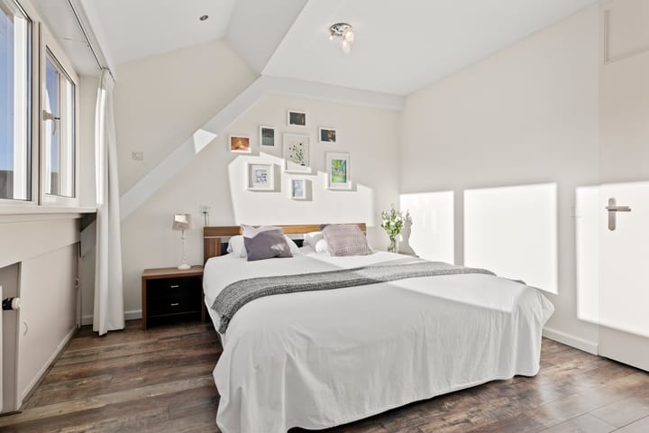 Foto 27 van Pieter de Hooghstraat 156