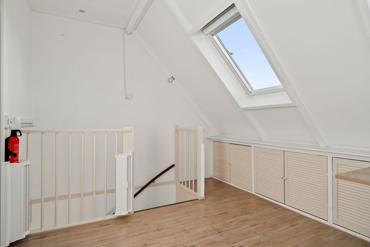 Foto 34 van Pieter de Hooghstraat 156