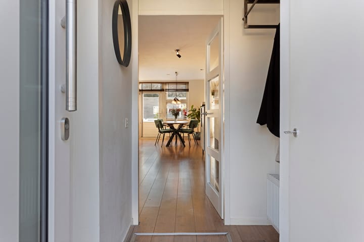 Foto 6 van Van den Bergstraat 5