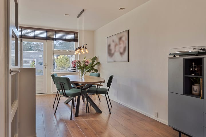 Foto 7 van Van den Bergstraat 5