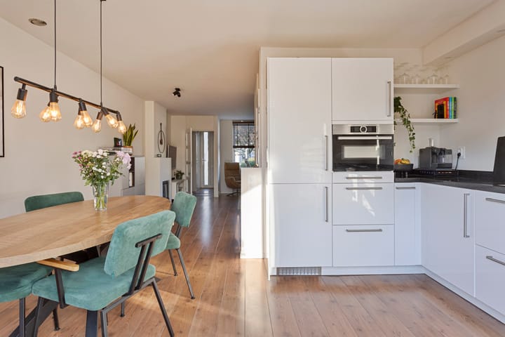 Foto 12 van Van den Bergstraat 5