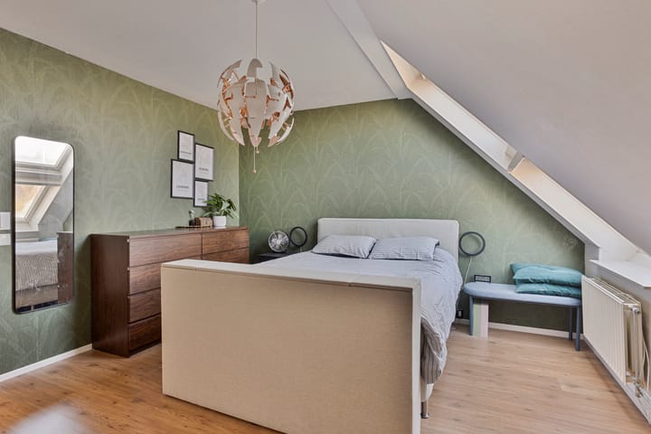 Foto 15 van Van den Bergstraat 5