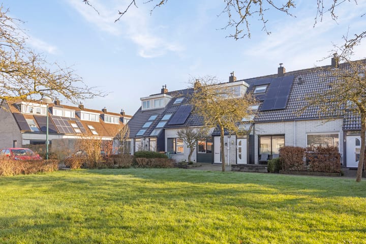 Foto 35 van Van den Bergstraat 5