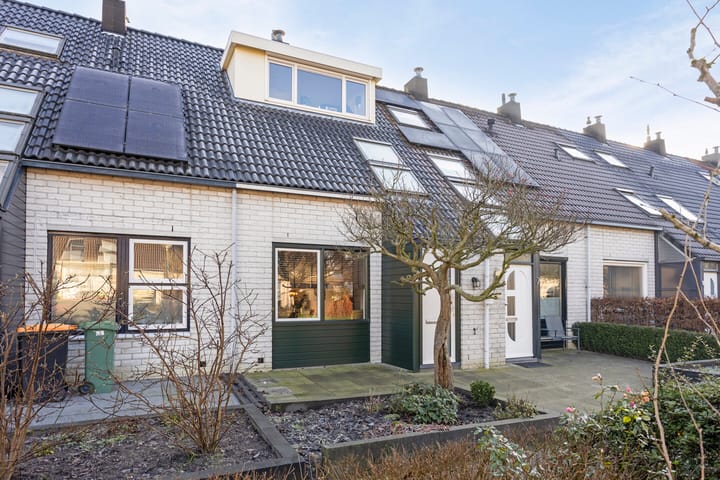 Foto 37 van Van den Bergstraat 5