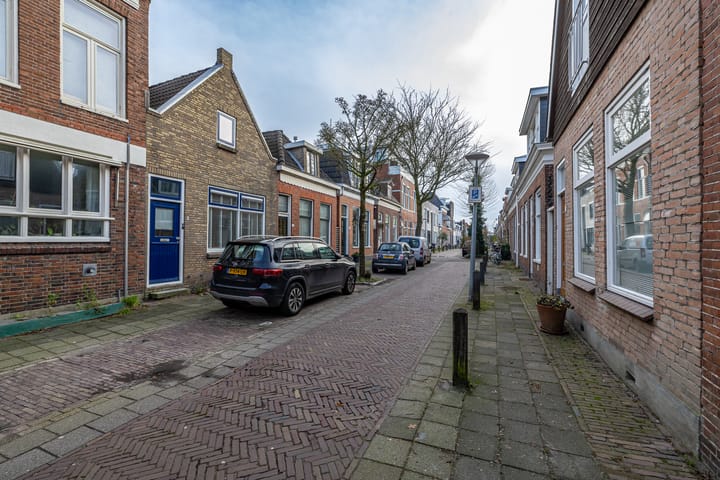 Foto 28 van Ooster Badstraat 4