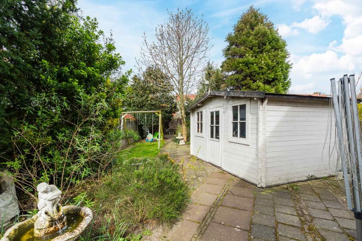 Foto 33 van J. van der Perkstraat 15