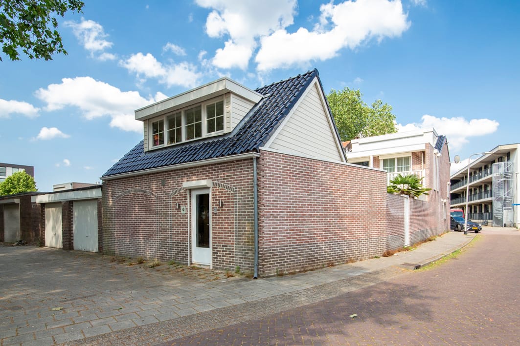 Foto 43 van Don Sartostraat 11-A