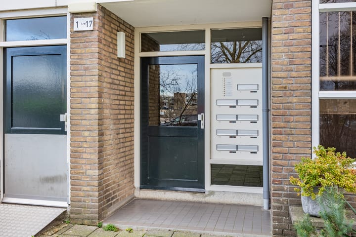 Foto 27 van Paramaribostraat 17