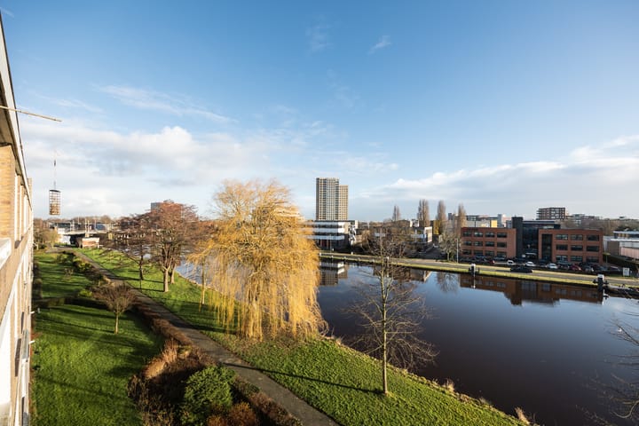 Foto 28 van Paramaribostraat 17