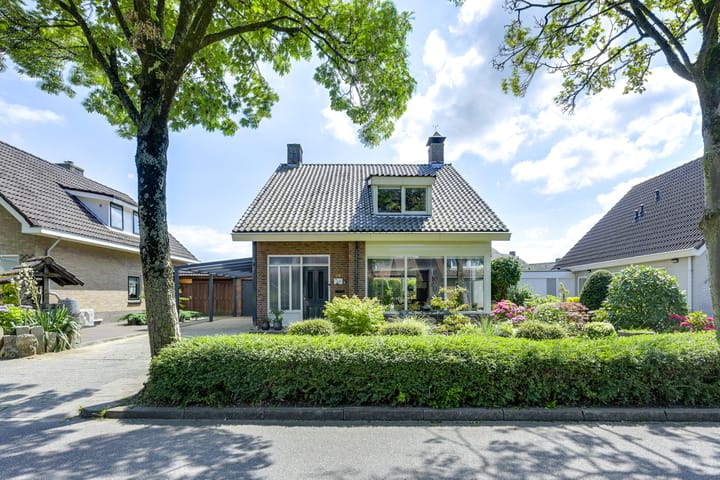 Foto 1 van Willem-Alexanderweg 49