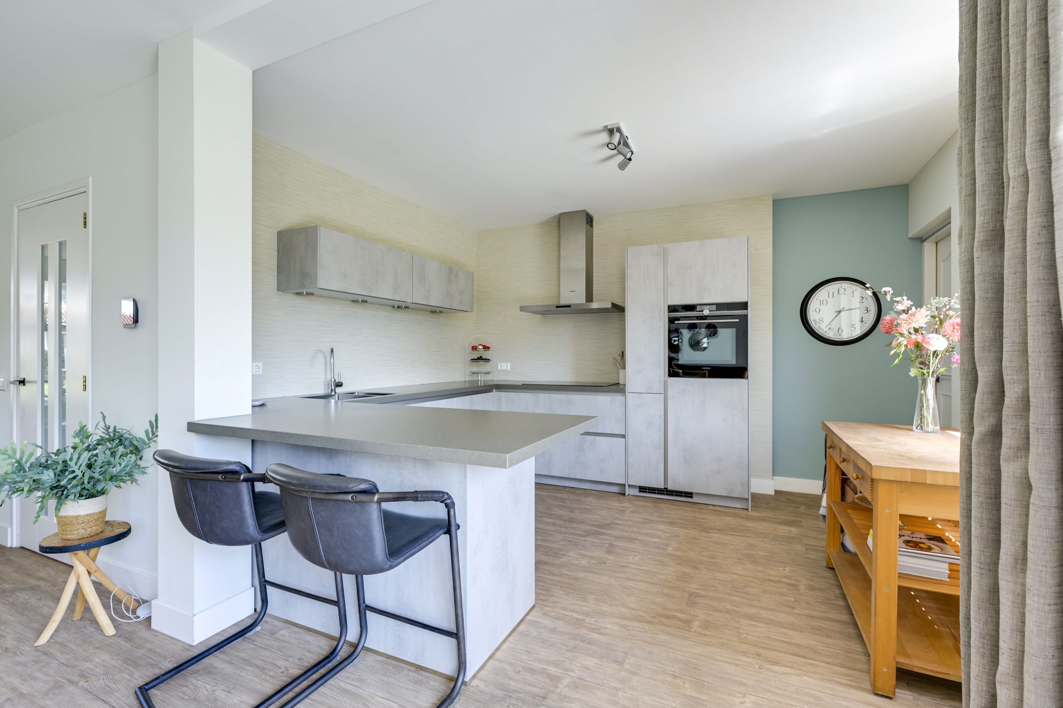 Foto 12 van Willem-Alexanderweg 49