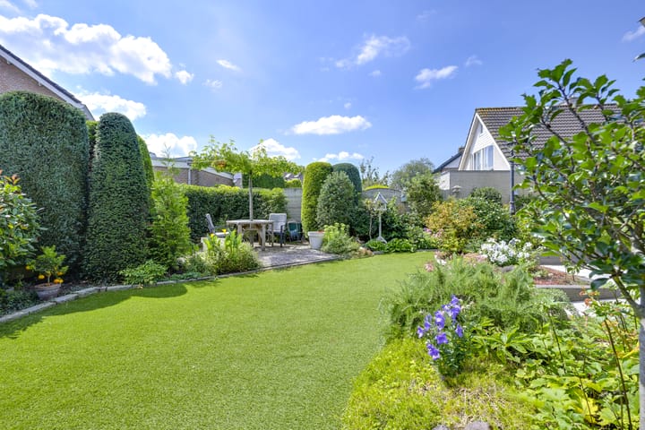 Foto 17 van Willem-Alexanderweg 49