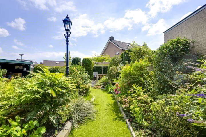 Foto 20 van Willem-Alexanderweg 49