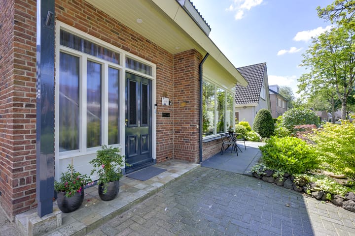 Foto 37 van Willem-Alexanderweg 49