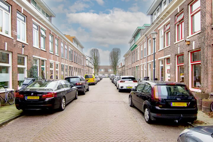 Foto 34 van Adriaan Loosjesstraat 42