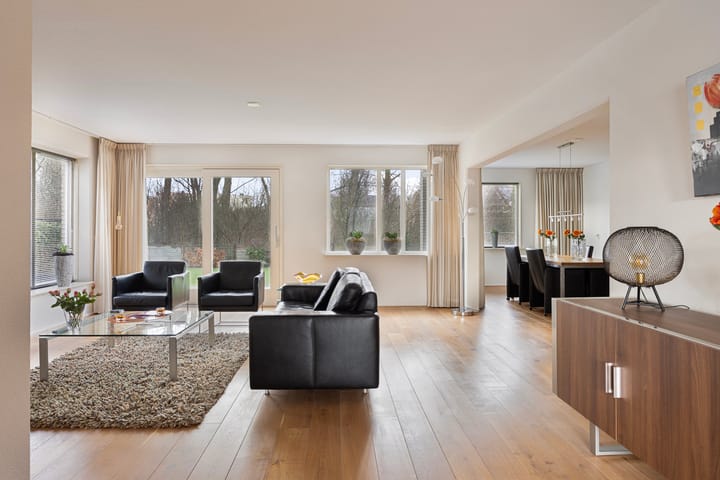 Foto 2 van Johan Huizingastraat 110