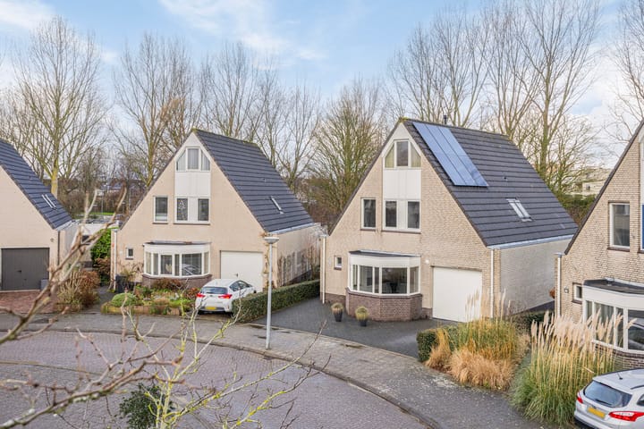 Foto 6 van Johan Huizingastraat 110