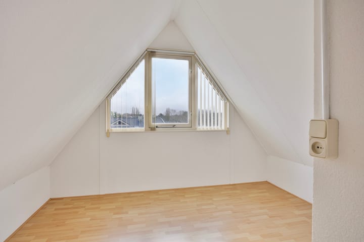 Foto 33 van Johan Huizingastraat 110