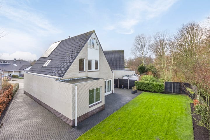 Foto 34 van Johan Huizingastraat 110