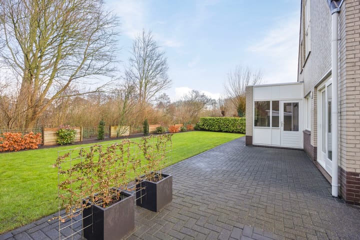 Foto 35 van Johan Huizingastraat 110