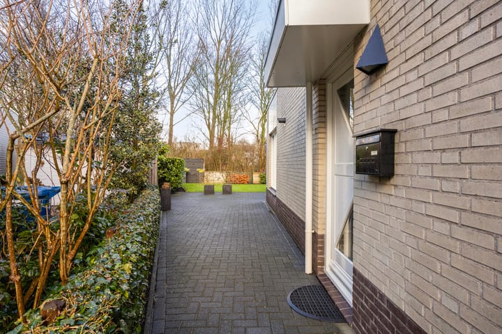 Foto 38 van Johan Huizingastraat 110