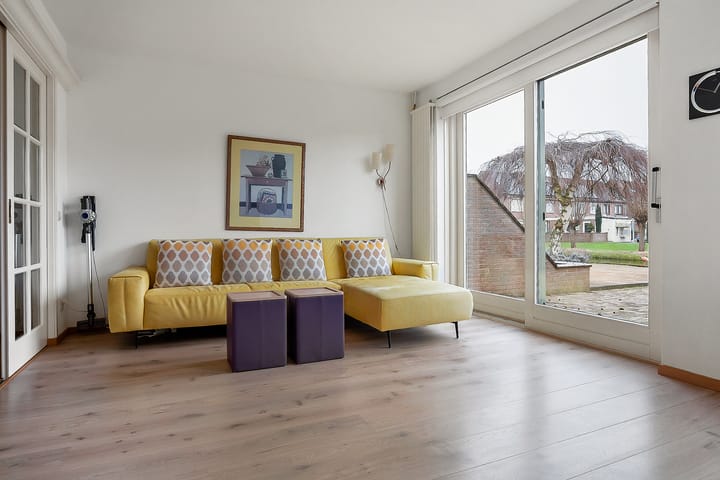 Photo 9 of Donata Steurhof 265