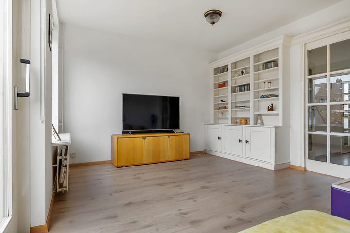 Photo 10 of Donata Steurhof 265