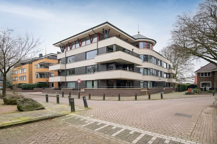 Foto 1 van Nassaulaan 4-E